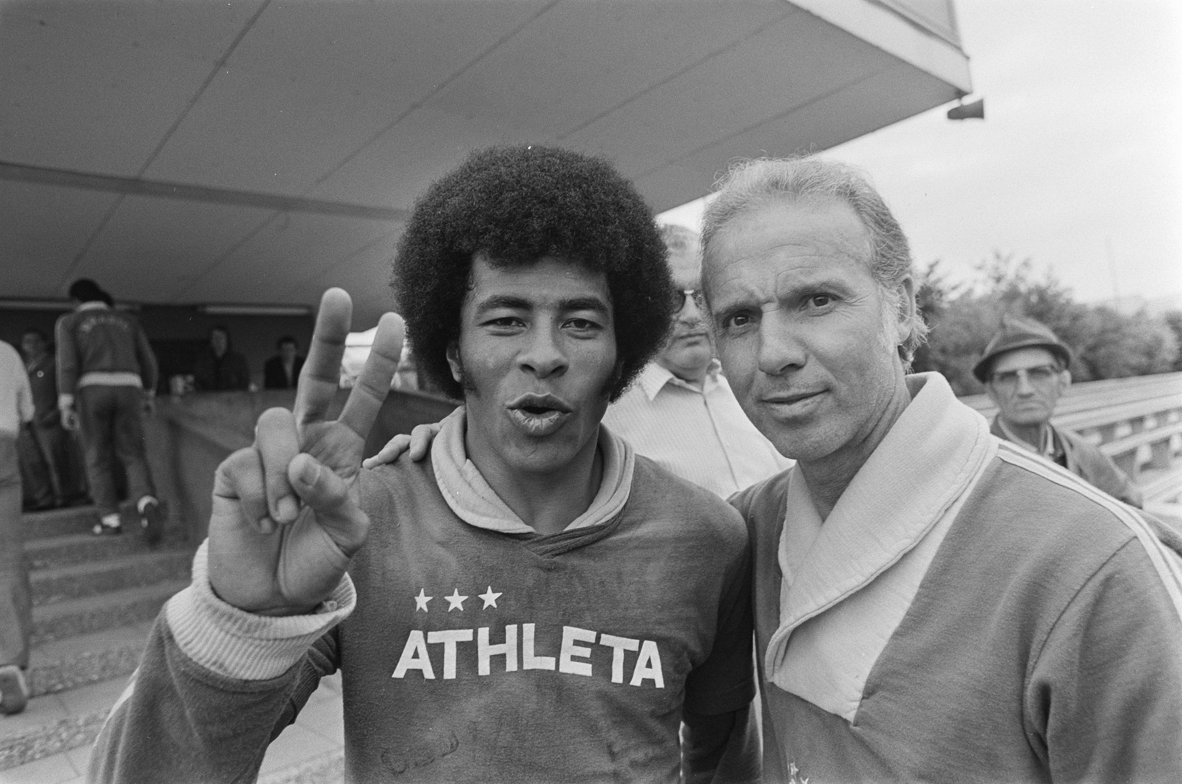 Mário Zagallo during his playing career