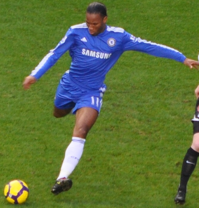 Didier Drogba in action for Chelsea against Fulham on 28th December 2009.