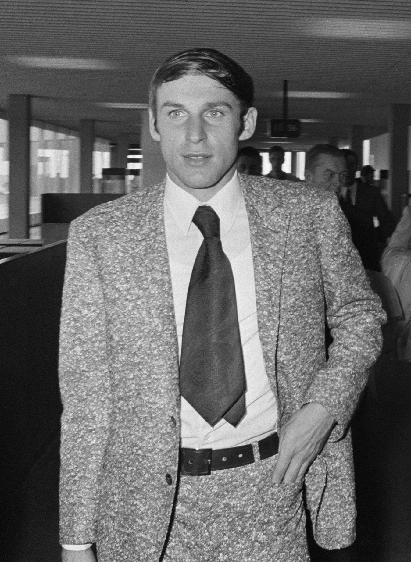 Dragan Džajić arriving to the Netherlands for a UEFA Euro 1972 qualifying match versus the Netherlands.